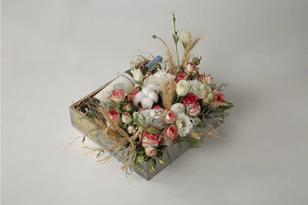 Exclusive composition SAS Flowers by Villani"