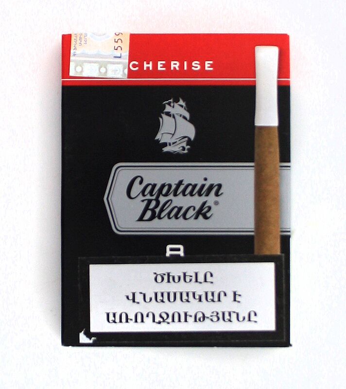 Cigar "Captain Black Cherise"