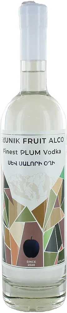 Black plum vodka "Syunik Fruit Alco" 0.5l
